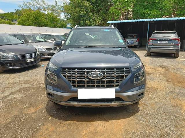 https://images10.gaadi.com/usedcar_image/4598899/original/processed_9b76381caf661020ac49c9e4f2cb6fcc.jpg?imwidth=6400