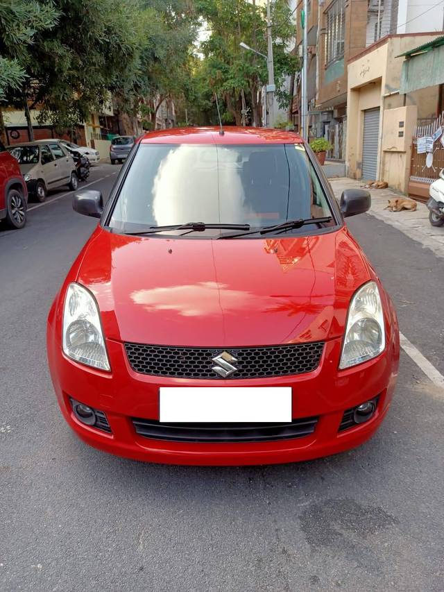 https://images10.gaadi.com/usedcar_image/4598960/original/processed_e1463f30f55368ca56d7bef42debc7bc.jpg?imwidth=6400
