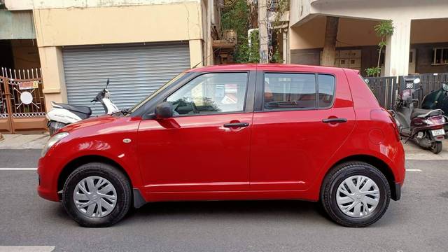 https://images10.gaadi.com/usedcar_image/4598960/original/processed_e5abcc233a2c920372a267260f2b0339.jpg?imwidth=6402