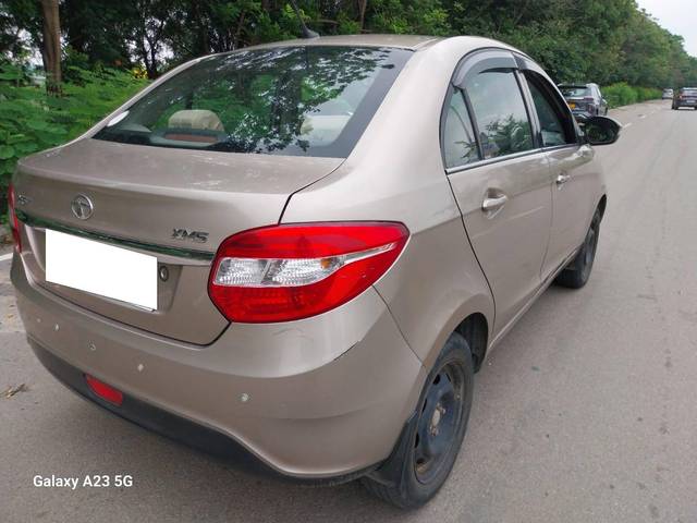 https://images10.gaadi.com/usedcar_image/4598962/original/processed_458435a42fd43d0326a3231dcf38fff4.jpg?imwidth=6401