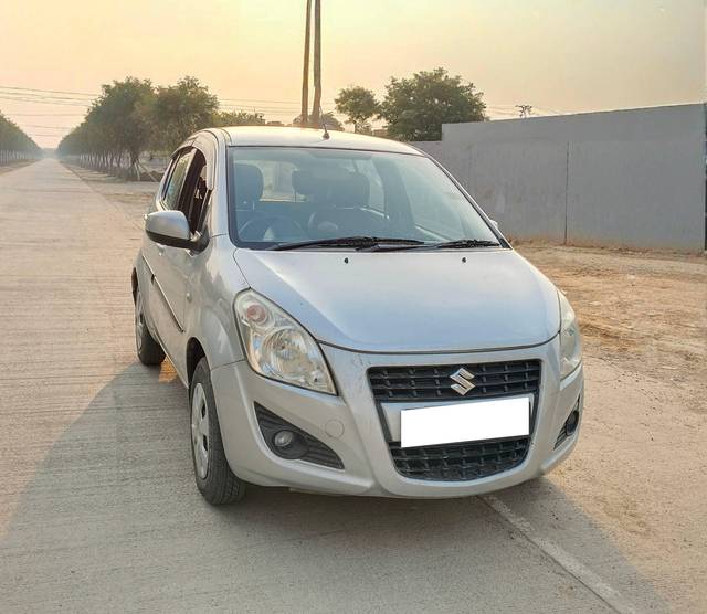 https://images10.gaadi.com/usedcar_image/4598964/original/processed_7311f555027b4bff91410aebce6c54dd.jpg?imwidth=6402