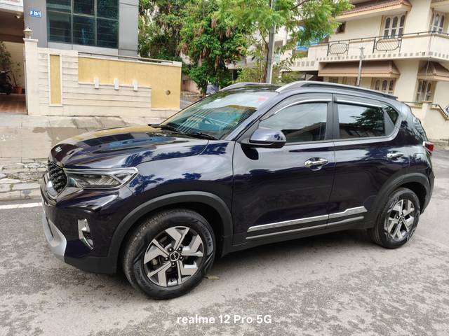 https://images10.gaadi.com/usedcar_image/4598967/original/processed_b25b876f03faa5b00e05c39187584f56.jpg?imwidth=6402