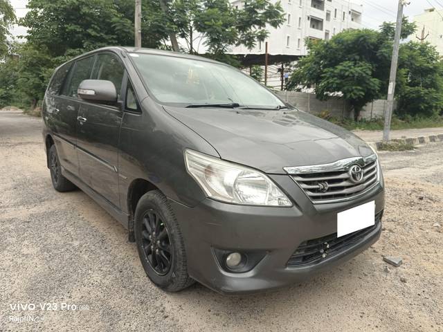 https://images10.gaadi.com/usedcar_image/4598969/original/processed_c09b0f376351a392ad232cdf757b6308.jpg?imwidth=6400
