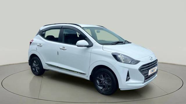 https://images10.gaadi.com/usedcar_image/4598974/original/fe7ba7e909ee364e1764c0a2a8ff08a4.jpg?imwidth=6400