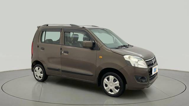 https://images10.gaadi.com/usedcar_image/4598976/original/699619e3d1013ed073d715bc35f5fe50.jpg?imwidth=6400
