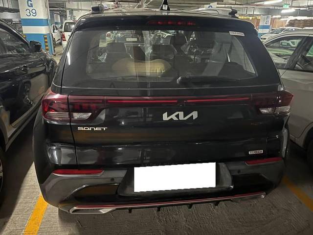 https://images10.gaadi.com/usedcar_image/4599000/original/processed_63ba97e4-2f74-4916-97ad-9823e05d05e0.jpg?imwidth=6401