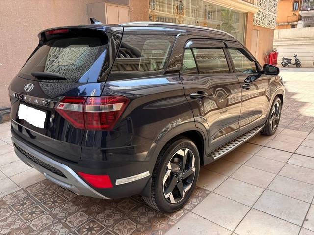 https://images10.gaadi.com/usedcar_image/4599002/original/processed_50dd33faf363f7e5d0cbceee24f92406.jpg?imwidth=6401