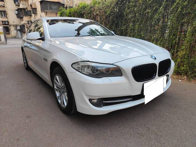 https://images10.gaadi.com/usedcar_image/4599003/original/processed_bb3003b913b3514146a71abce4fff84f.jpeg?imwidth=6401