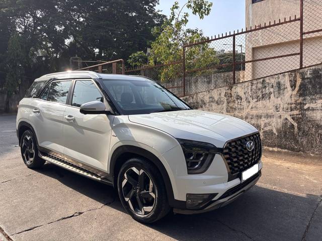 https://images10.gaadi.com/usedcar_image/4599009/original/6bed4661ac42f2d1c2666be33e67d16d.jpg?imwidth=6400