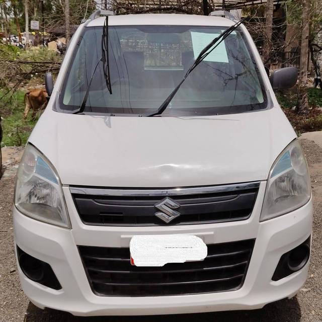 https://images10.gaadi.com/usedcar_image/4599019/original/processed_82bb6004490e61726fb93ea04045fa31.jpeg?imwidth=6400