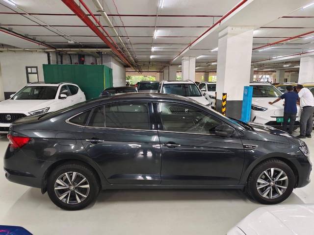 https://images10.gaadi.com/usedcar_image/4599028/original/processed_7bb834ad2362b9ac3fd067eadbb28a99.jpg?imwidth=6401