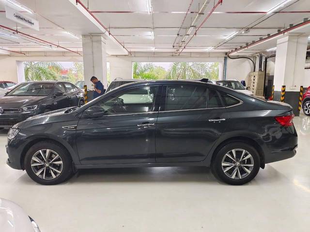 https://images10.gaadi.com/usedcar_image/4599028/original/processed_e70412e562329a7d3ca64b0c18eaaf80.jpg?imwidth=6402