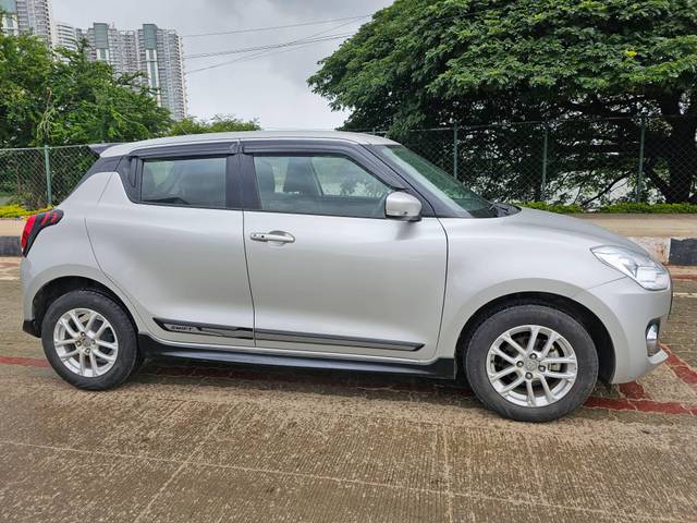 https://images10.gaadi.com/usedcar_image/4599034/original/processed_b0ba4e597c887bb09e433d9f067647ba.jpg?imwidth=6401