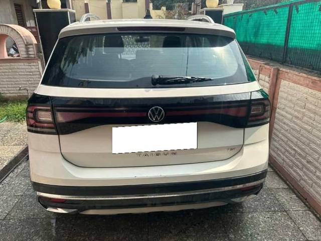 https://images10.gaadi.com/usedcar_image/4599036/original/processed_c9240823-2b51-424d-ba2b-a9165dd17c89.jpeg?imwidth=6401