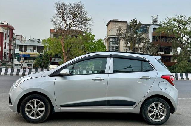 https://images10.gaadi.com/usedcar_image/4599053/original/processed_f1df1a546f3858fc6455c4e1f182a23a.jpg?imwidth=6402