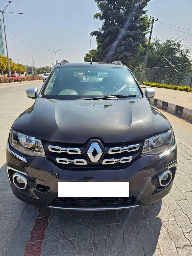 https://images10.gaadi.com/usedcar_image/4599055/original/processed_016725e6a26ce9c1815ec938168cd1a2.jpg?imwidth=6402