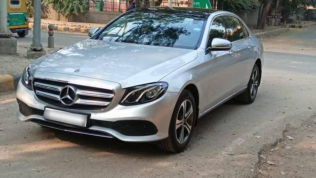 https://images10.gaadi.com/usedcar_image/4599113/original/processed_f8e9175536de8ed28f8f904da91d39b7.jpg?imwidth=6402