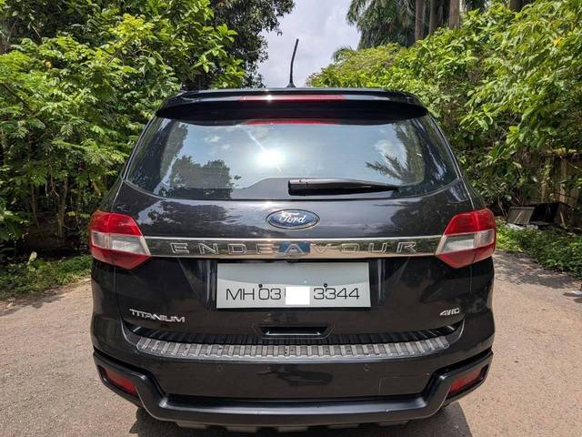 https://images10.gaadi.com/usedcar_image/4599135/original/processed_9a90cdb71f918a3a4e7d7d44aef069d2.jpeg?imwidth=6402