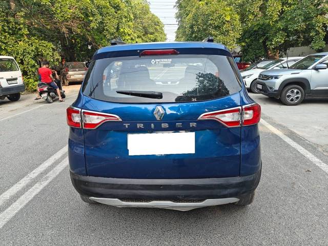 https://images10.gaadi.com/usedcar_image/4599145/original/processed_ba223b6d6d82f415a71343f50b9fd4d9.jpg?imwidth=6401