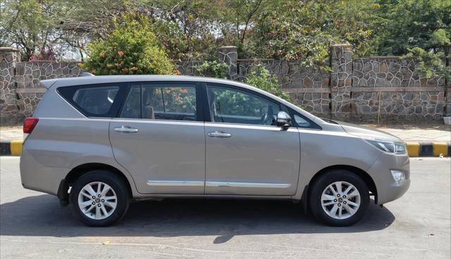 https://images10.gaadi.com/usedcar_image/4599147/original/bd4b19fb7dc8126f999a158c7a249bb1.jpg?imwidth=6401