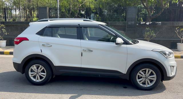 https://images10.gaadi.com/usedcar_image/4599149/original/ec1f56396c5820a1475f8a1ade7a4498.jpg?imwidth=6401