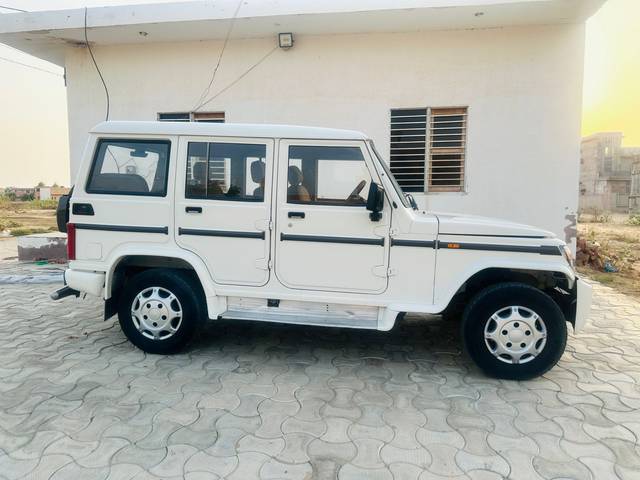 https://images10.gaadi.com/usedcar_image/4599167/original/9bcb75a409bacc131d83d92eed60a72a.jpg?imwidth=6401
