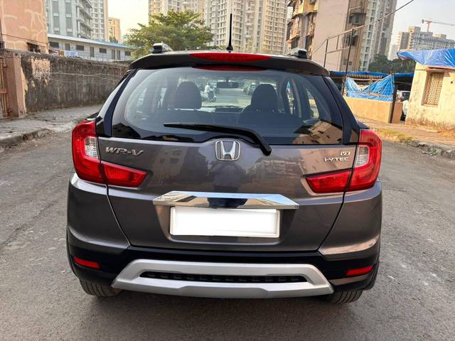 https://images10.gaadi.com/usedcar_image/4599178/original/processed_62783781471a82dc9fa712b60c0117f9.jpg?imwidth=6402