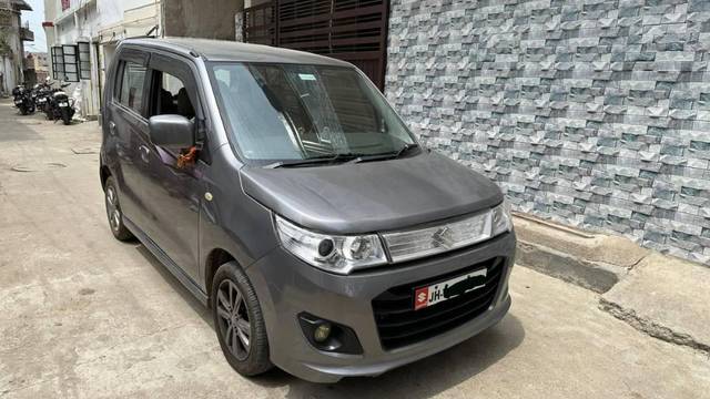 https://images10.gaadi.com/usedcar_image/4599266/original/processed_5a93dc90-f388-4fb6-a8d5-0cfd453bd613.jpg?imwidth=6400
