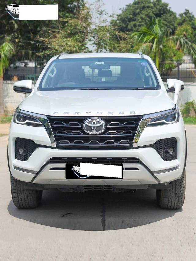 https://images10.gaadi.com/usedcar_image/4599282/original/processed_f298cfae-e35f-4c8b-935a-96a4bfd4f8e3.jpg?imwidth=6400