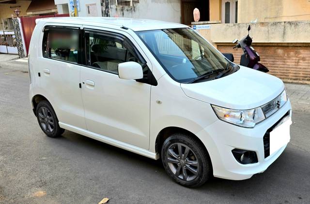 https://images10.gaadi.com/usedcar_image/4599289/original/processed_ed30c014ad48541115d03db31aa6cb61.jpg?imwidth=6400