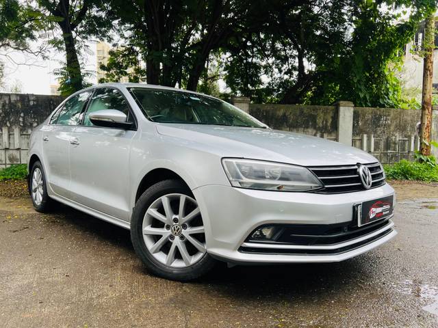 https://images10.gaadi.com/usedcar_image/4599299/original/processed_a9e15f563bb944dd3ccb1e7a25fca029.jpg?imwidth=6400