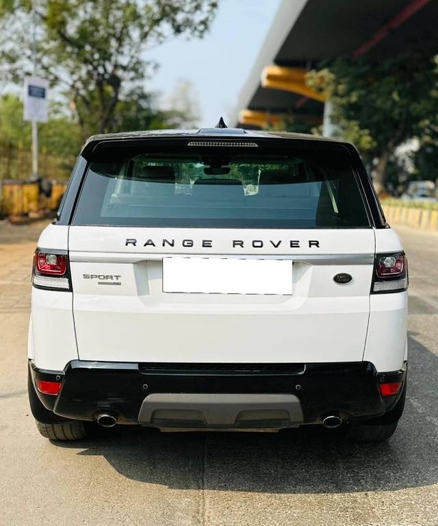 https://images10.gaadi.com/usedcar_image/4599323/original/processed_b6639e05-230d-45d4-abd2-c3f3c58bbdf8.jpg?imwidth=6402