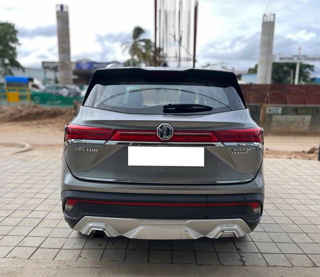 https://images10.gaadi.com/usedcar_image/4599327/original/processed_eb709769145c2830c6f9cd75203d426a.jpg?imwidth=6402