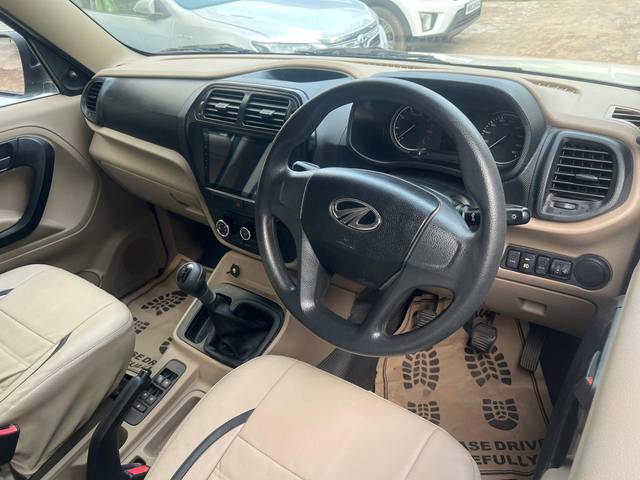 https://images10.gaadi.com/usedcar_image/4599354/original/8dfe04812398baa8538ca90ab5fd0dc6.jpg?imwidth=6402