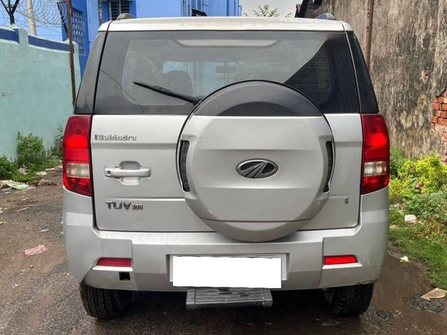https://images10.gaadi.com/usedcar_image/4599407/original/processed_fc42927754199b4b5dbac6ef0850d75f.jpg?imwidth=6401