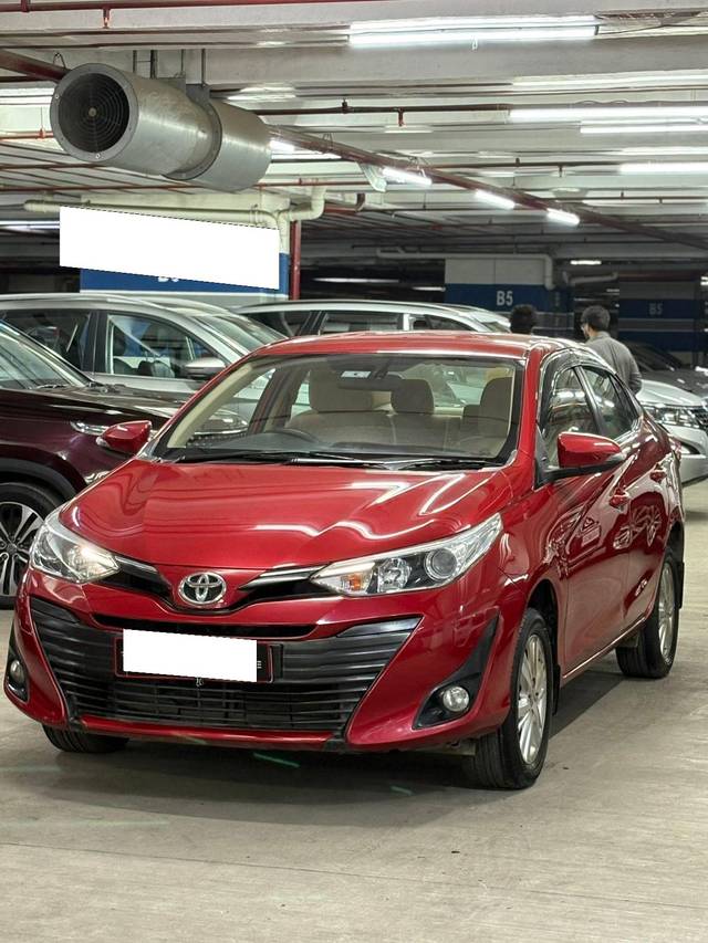 https://images10.gaadi.com/usedcar_image/4599409/original/processed_bc92d4797e617ac302e2374776d63989.jpg?imwidth=6402