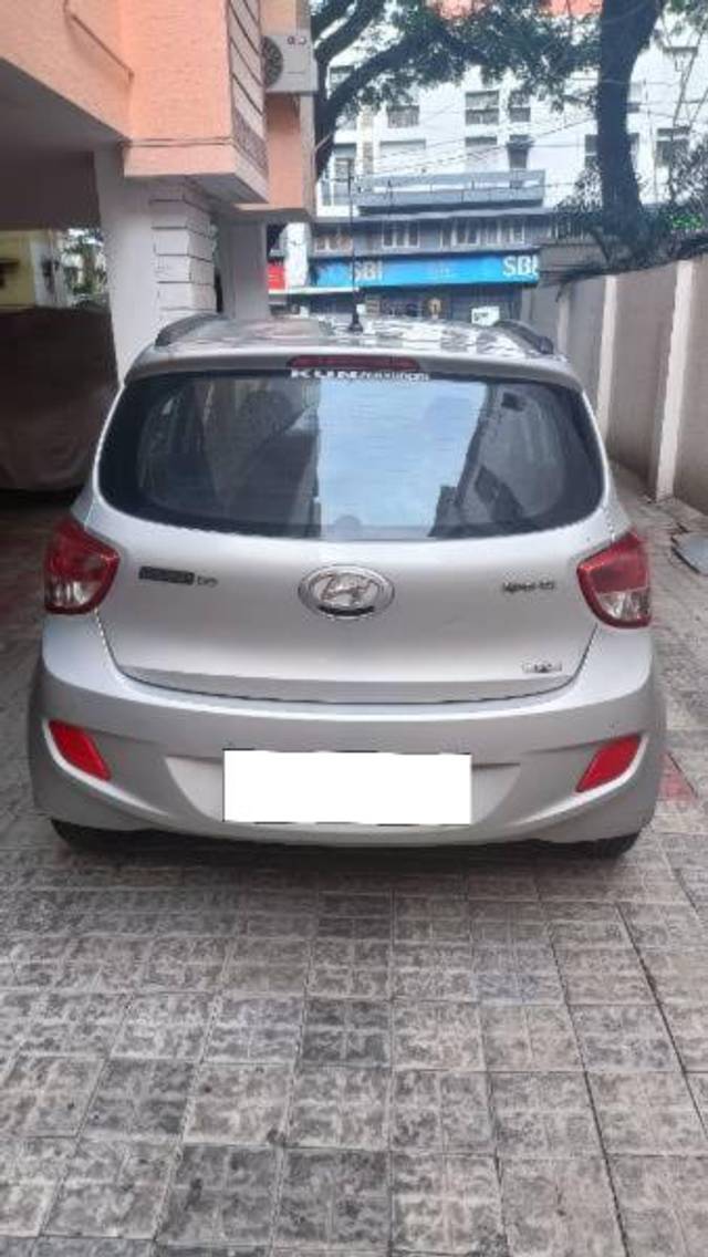 https://images10.gaadi.com/usedcar_image/4599416/original/processed_070d4f6a-d580-40c8-b5f1-76cbfab692c6.jpg?imwidth=6401
