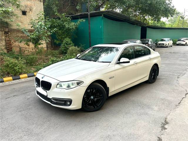 https://images10.gaadi.com/usedcar_image/4599417/original/22f730d311deccb671ce54bfdcee7dc3.jpg?imwidth=6401