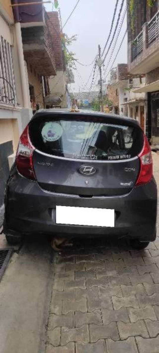 https://images10.gaadi.com/usedcar_image/4599421/original/processed_1b5328d4-cccd-40b9-bd90-6615e2b14474.jpg?imwidth=6401