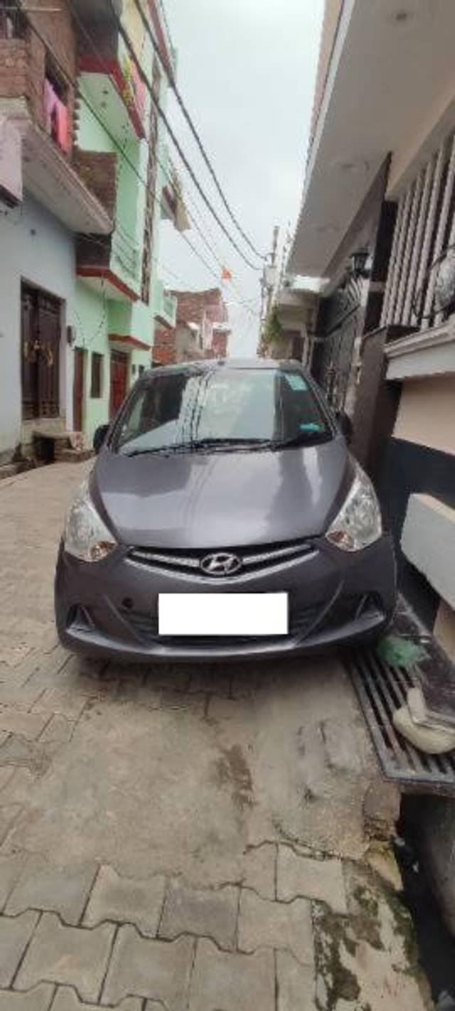 https://images10.gaadi.com/usedcar_image/4599421/original/processed_a27c2b5f-1696-4b98-adbc-3236ad0f7b5f.jpg?imwidth=6400