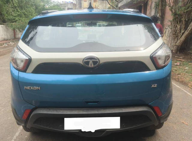 https://images10.gaadi.com/usedcar_image/4599427/original/processed_306876e8-9e1f-4f5a-823e-3267bf4e21e3.png?imwidth=6402