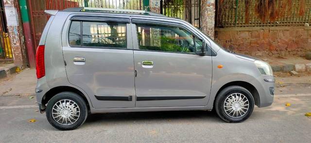 https://images10.gaadi.com/usedcar_image/4599453/original/processed_4ffedd860c3ace13c66af15f81590ff0.jpg?imwidth=6401