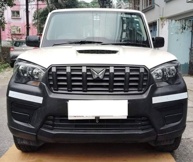 https://images10.gaadi.com/usedcar_image/4599475/original/processed_9ccc9059-6c4f-4548-a7ba-b080e2c4241f.jpg?imwidth=6400