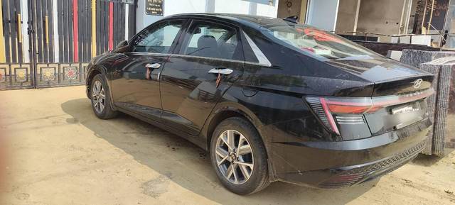 https://images10.gaadi.com/usedcar_image/4599481/original/processed_a352df2e-ec3f-4519-94b9-b8e636132ad0.jpg?imwidth=6402