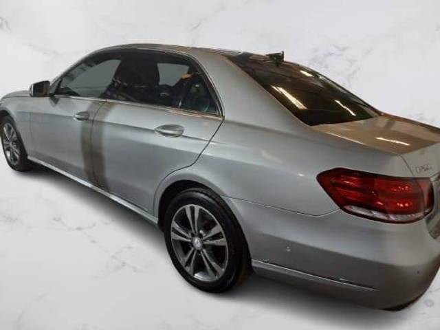 https://images10.gaadi.com/usedcar_image/4599488/original/processed_bc14a782-c090-4faa-a912-a68a8c57c9eb.jpg?imwidth=6401