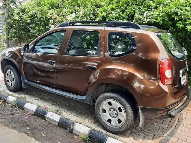 https://images10.gaadi.com/usedcar_image/4599536/original/processed_d644943d-6853-41b0-95d8-dd0de2bf9fdc.jpg?imwidth=6401