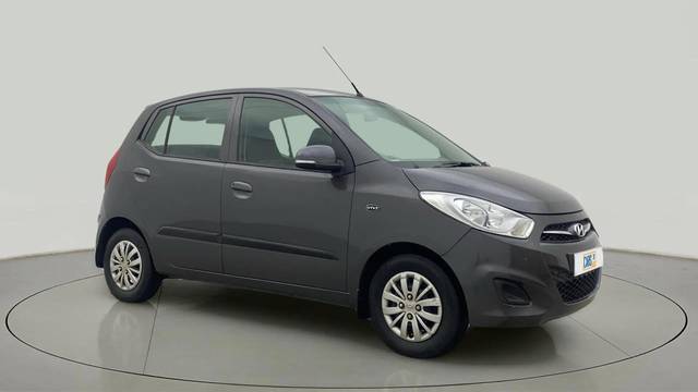 https://images10.gaadi.com/usedcar_image/4599565/original/411bf7b9f852943322e11807e935ff34.jpg?imwidth=6400