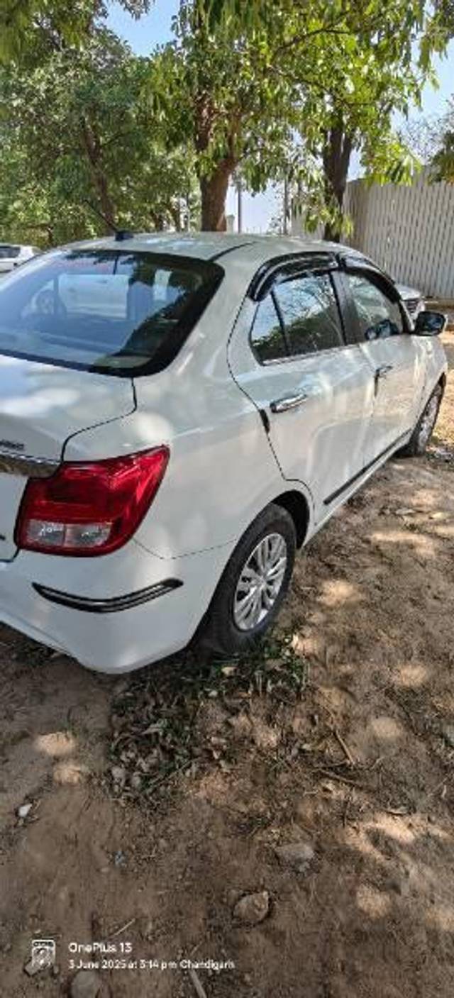 https://images10.gaadi.com/usedcar_image/4599567/original/processed_2f4e047f-2e29-4a4d-b323-32fafb0ed7af.jpg?imwidth=6401