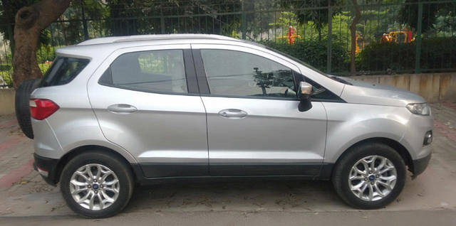https://images10.gaadi.com/usedcar_image/4599570/original/11e14c0b3d7fc5bba9c5c656200888b5.png?imwidth=6401