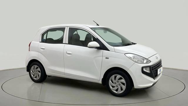 https://images10.gaadi.com/usedcar_image/4599581/original/133c13ffc7ed61937deafbbf57c7e2b5.jpg?imwidth=6400